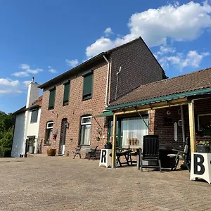 Charming Authentic Renovated Farm Vakantiehuis
